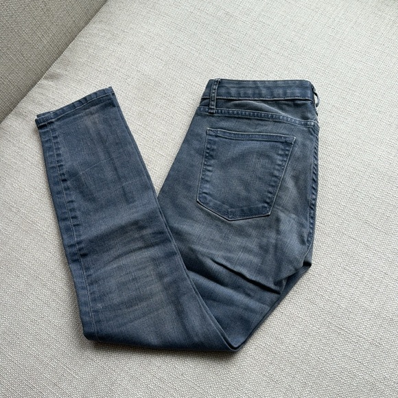 Gap 1969 skinny crop grey jeans, 26, 5 pocket zip - Picture 4 of 4